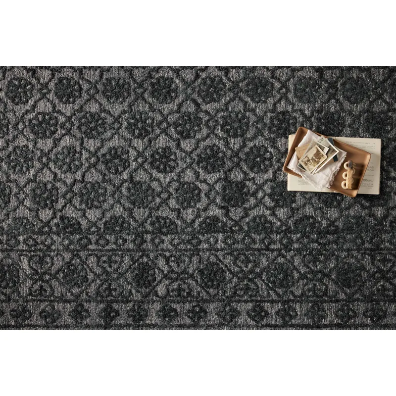 Cecelia Smoke / Dk. Grey Rug (2' 3" X 3' 9")