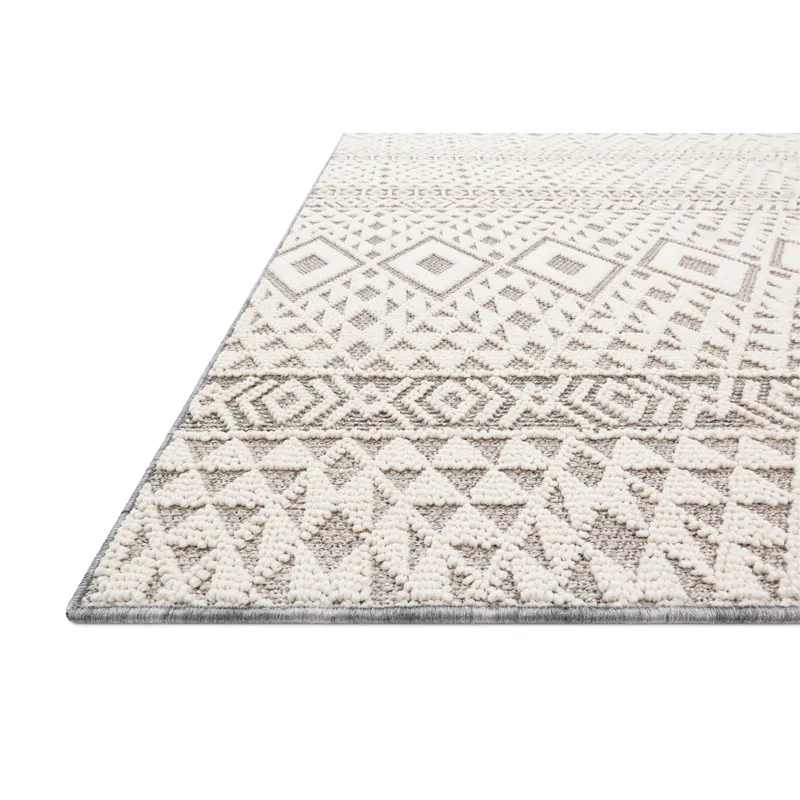 Cole Silver / Ivory Rug (4' 0" X 5' 9")