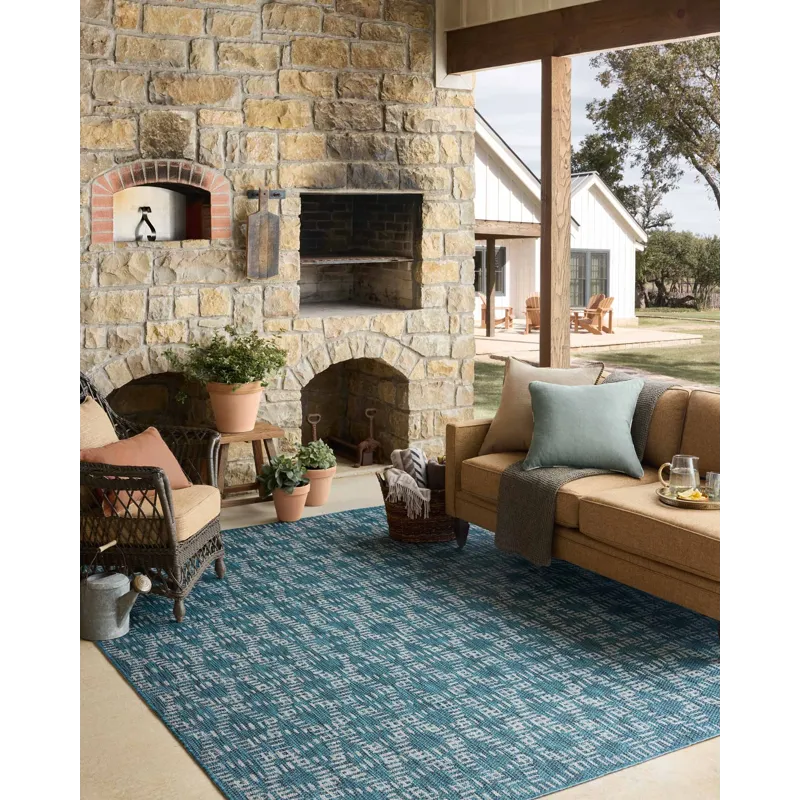 Loloi II Easton 7\'-10\" X 10\' Rug