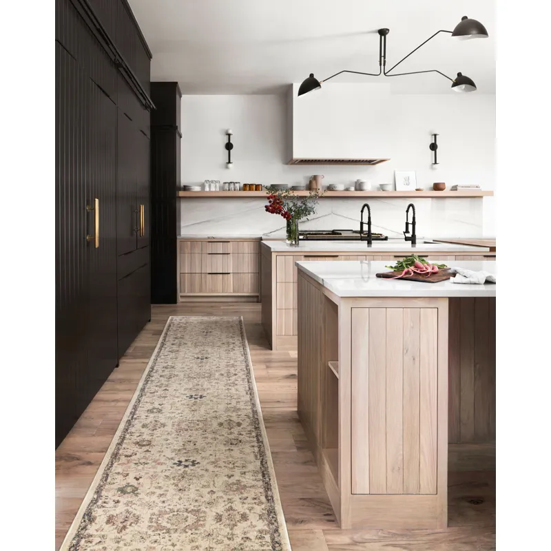 Giada Ivory / Multi Rug (2' 7" X 10' 0")