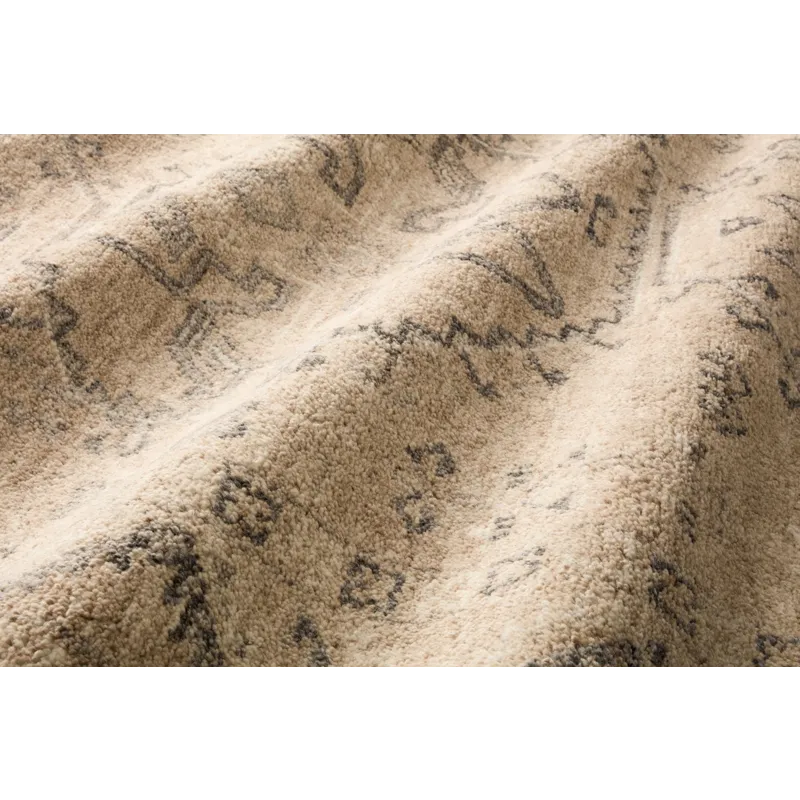 Marco 2\'-6\" X 8\'-6\" Rug
