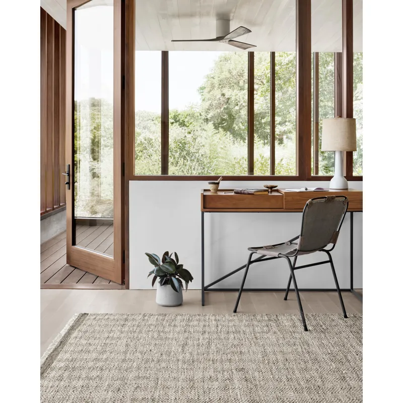 Omen Grey Rug (5' 0" X 7' 6")