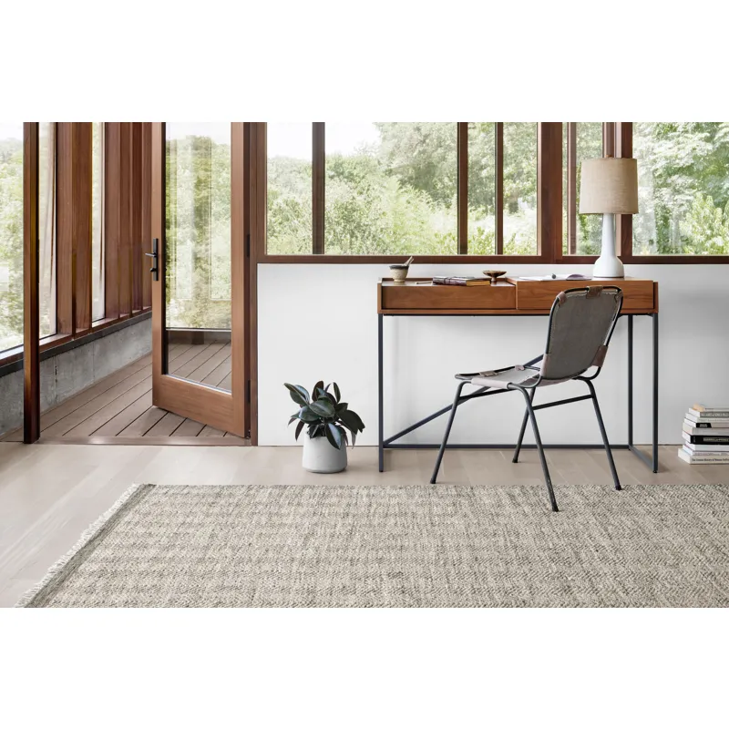 Omen Grey Rug (5' 0" X 7' 6")