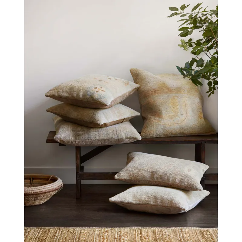 Loloi X Ed Ellen Degeneres 18\" X 18\", Down-Filled Pillow