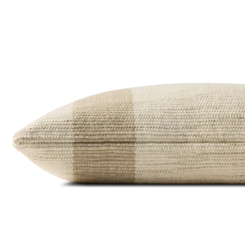 Leanne Ford x Loloi Mistwood Ivory 16\'\' x 26\'\' Cover w/Poly Pillow