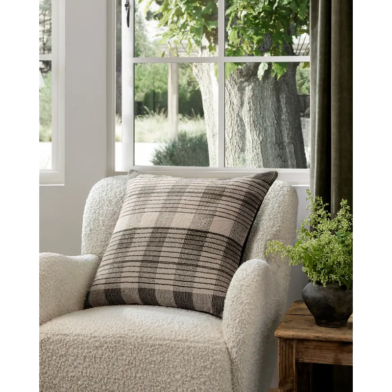 Loloi X Amber Lewis 22\" X 22\", Cover Only Pillow
