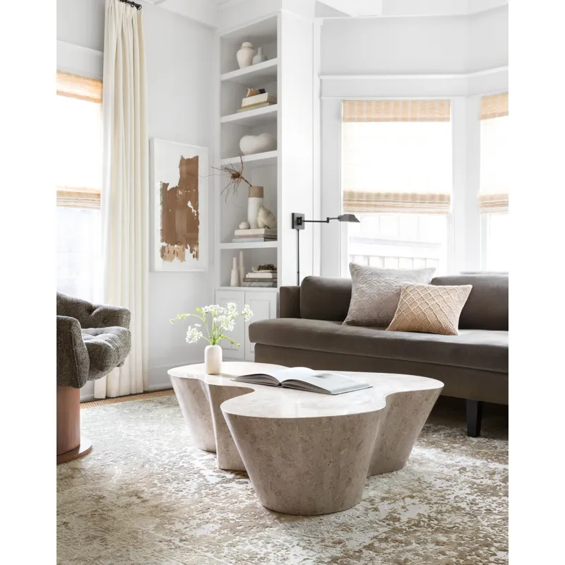 Patina Champagne / Lt. Grey Rug (5' 3" X 7' 8")