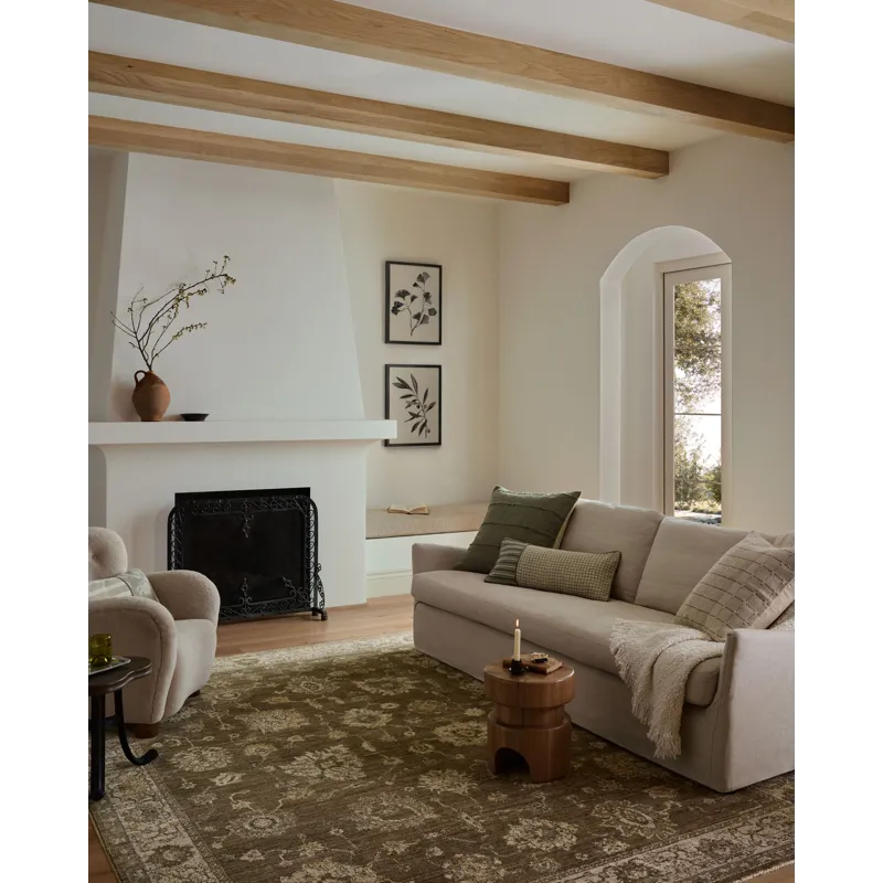 Priscilla 2\'-3\" X 3\'-9\" Rug