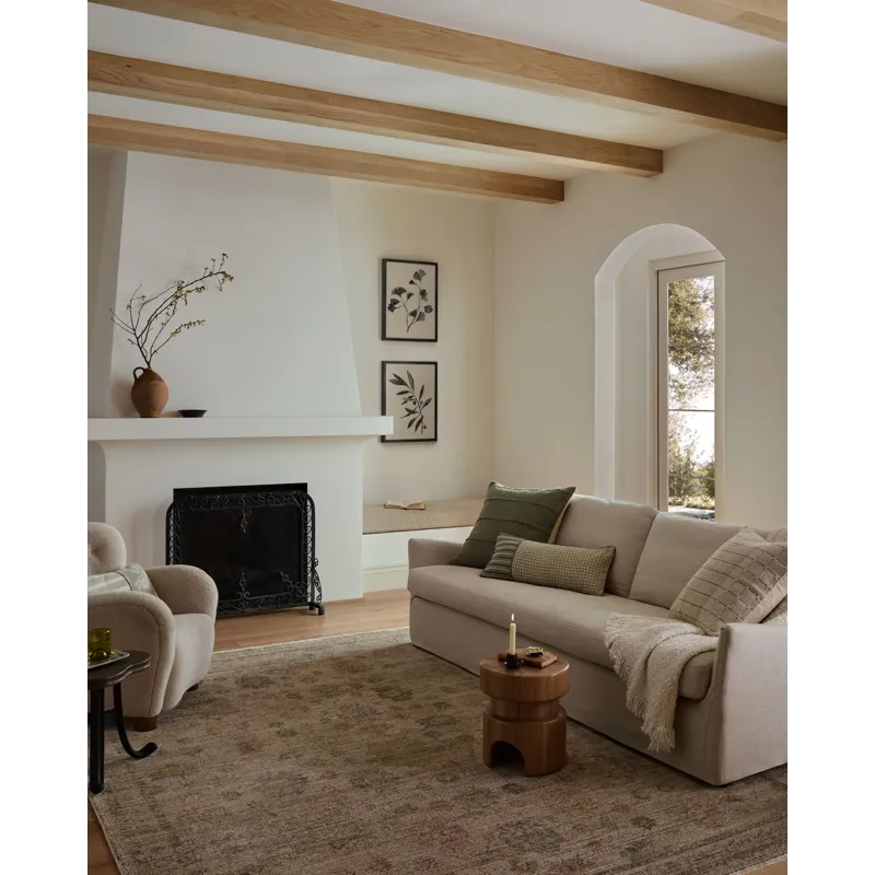 Priscilla 7\'-10\" X 10\' Rug