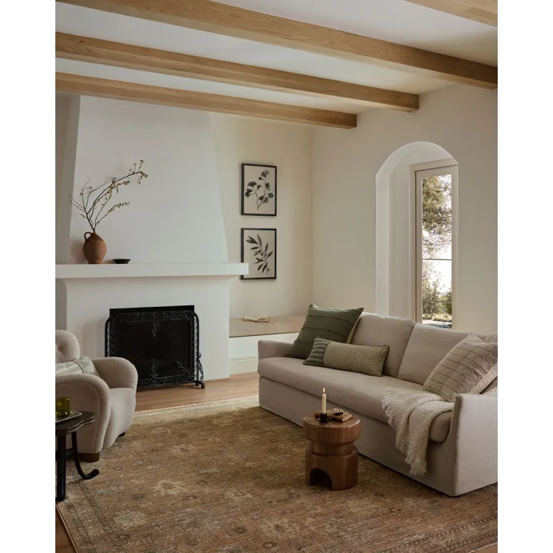 Priscilla 7\'-10\" X 10\' Rug