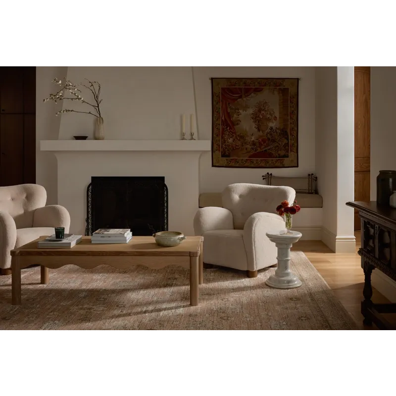 Priscilla 7\'-10\" X 10\' Rug