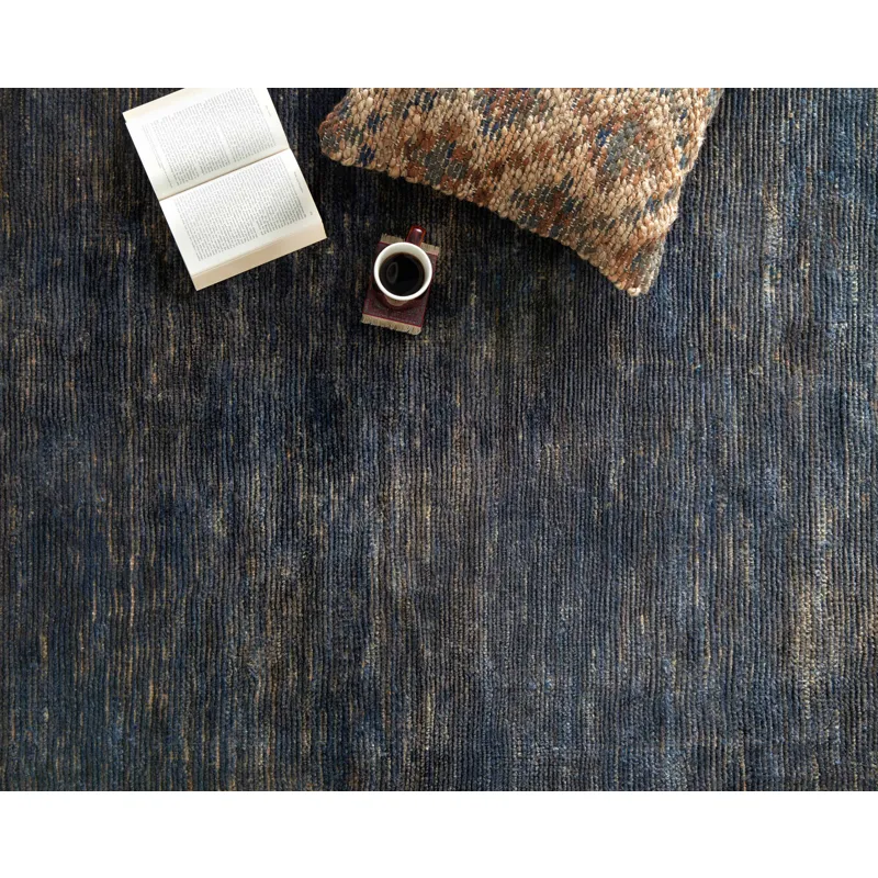 Quinn Indigo Rug (4' 0" X 6' 0")