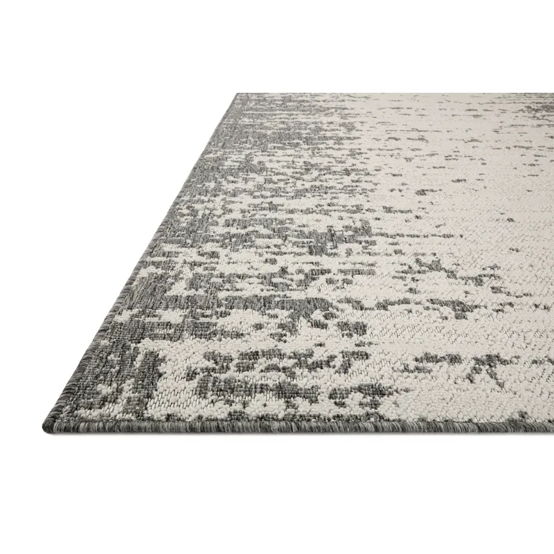 Rainier Ivory / Grey Rug (2' 3" X 7' 7")