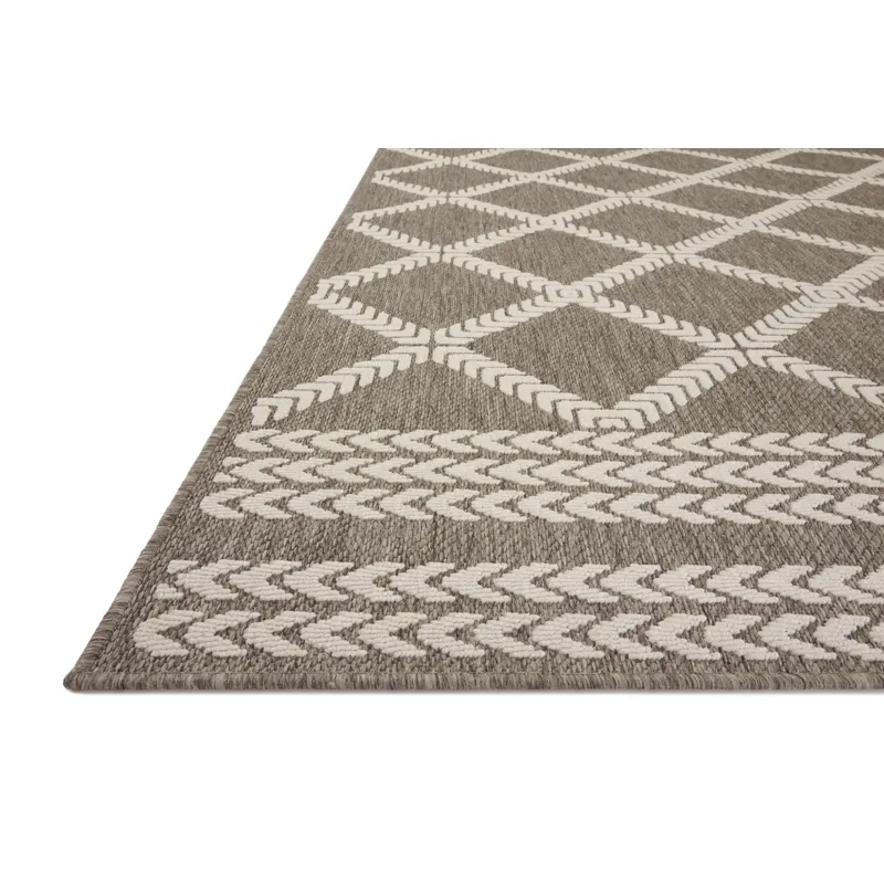 Rainier Natural / Ivory Rug (5' 3" X 7' 7")
