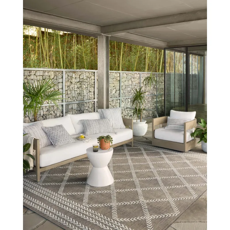 Rainier Natural / Ivory Rug (5' 3" X 7' 7")