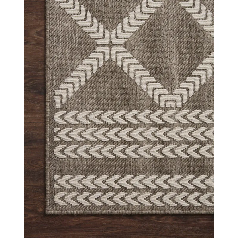 Rainier Natural / Ivory Rug (5' 3" X 7' 7")