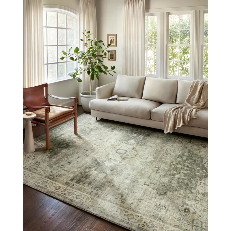Rosette Sage / Beige Rug (2' 2" X 3' 8")