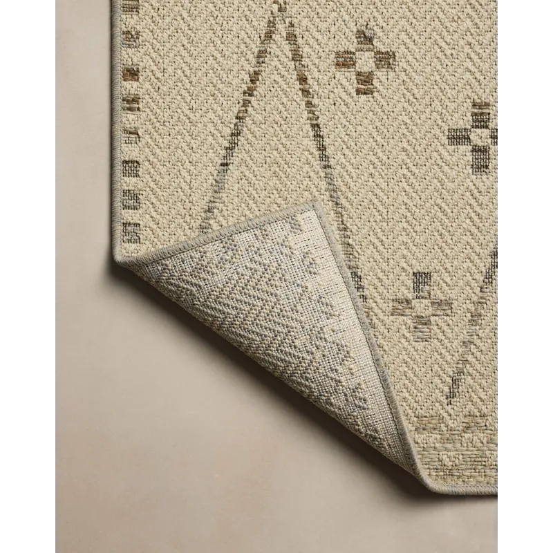 Loloi Saylor Ivory / Pebble 6\'-3\" x 9\'-2\" Indoor/Outdoor Rug