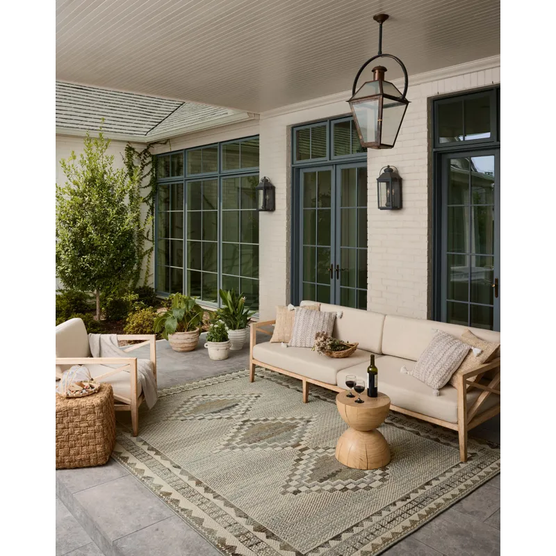 Loloi Saylor Ivory / Granite 7\'-6\" x 7\'-6\" Indoor/Outdoor Rug