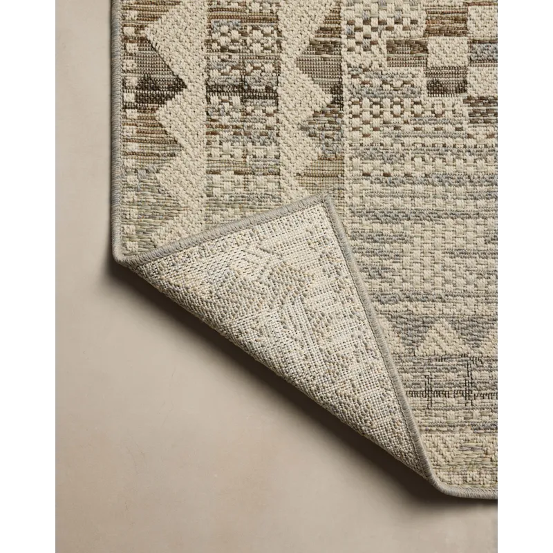 Loloi Saylor Ivory / Granite 7\'-6\" x 7\'-6\" Indoor/Outdoor Rug