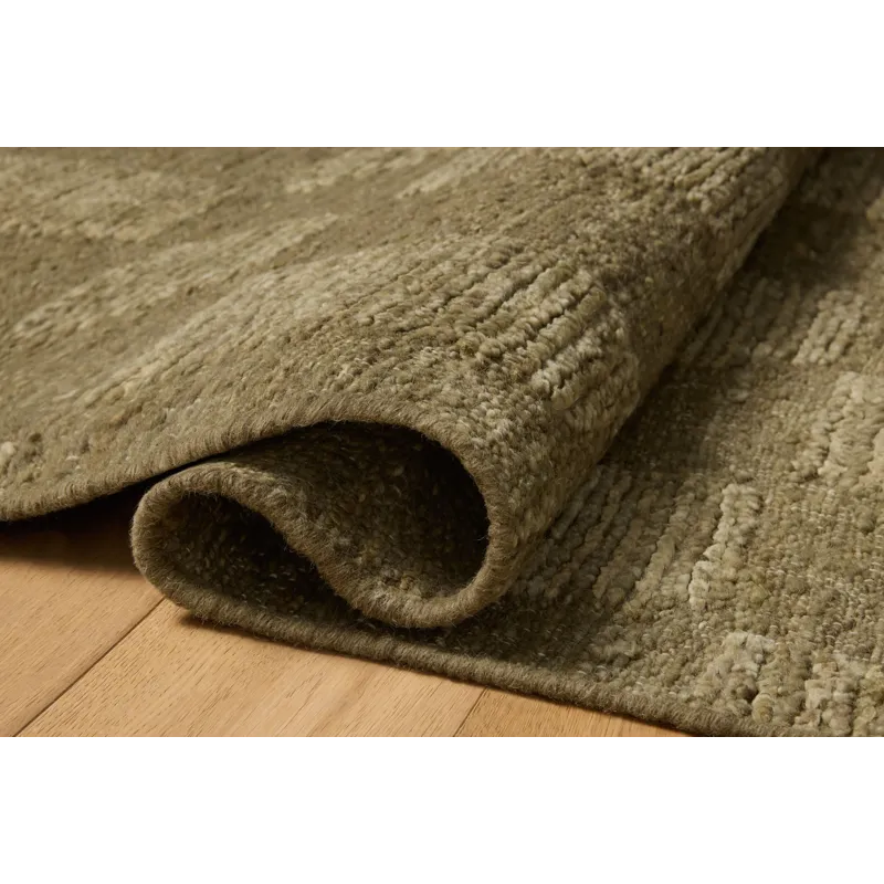 Leanne Ford x Loloi Sowerby Olive 5\'-6\" x 8\'-6\" Rug