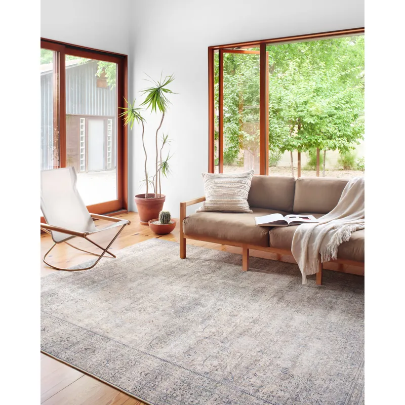 Wynter Silver / Charcoal Rug (2' 6" X 7' 6")