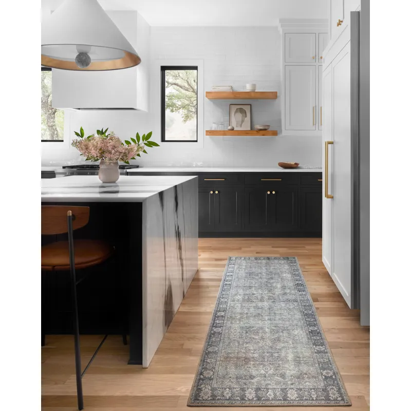 Wynter Grey / Charcoal Rug (2' 3" X 3' 9")