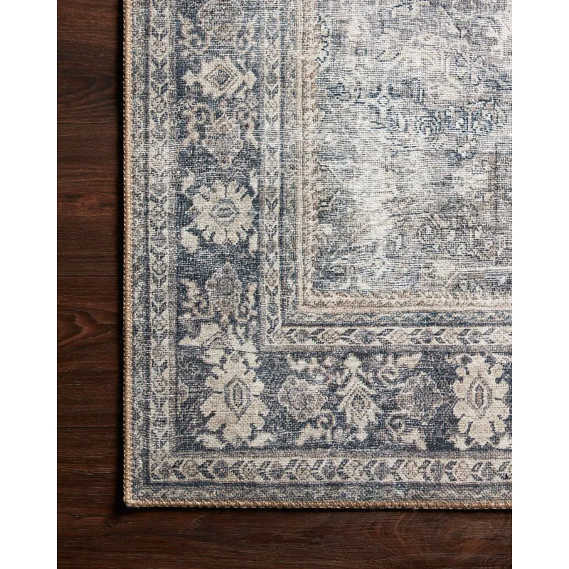 Wynter Grey / Charcoal Rug (2' 3" X 3' 9")
