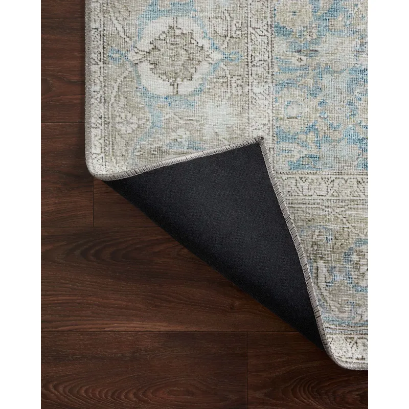 Wynter Ocean / Silver Rug (2' 6" X 12' 0")