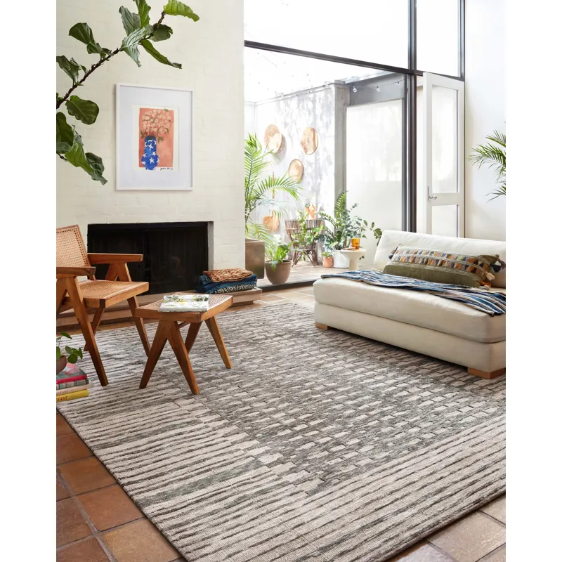 Justina Blakeney Yeshaia Blush / Taupe Rug