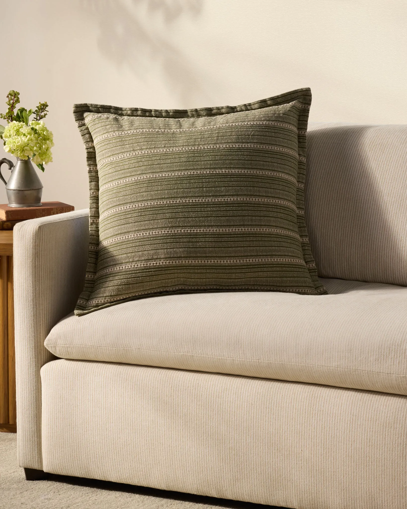 Chris Loves Julia X Loloi 22