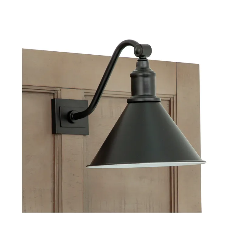 Paxton Place Complete Queen Lamp Panel Storage Bed