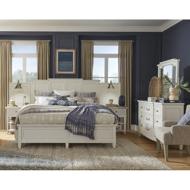 Willowbrook Egg Shell White Queen Wall Panel Bed