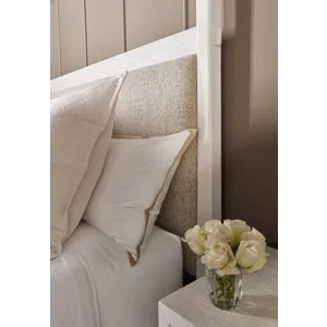 Margaritaville Duval Queen Poster Bed