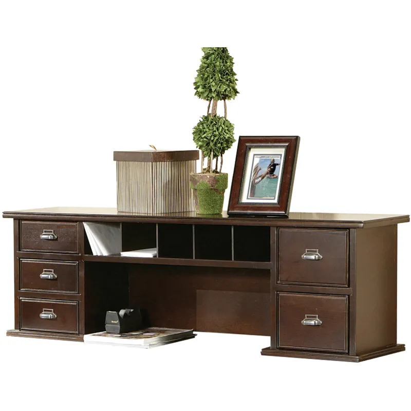 Short Reception Hutch