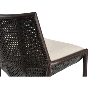 Laura Kirar Taru Barstool