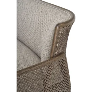Laura Kirar Taru Settee