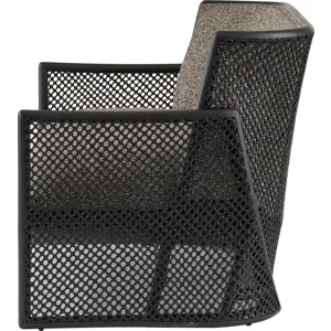 Laura Kirar Taru Settee