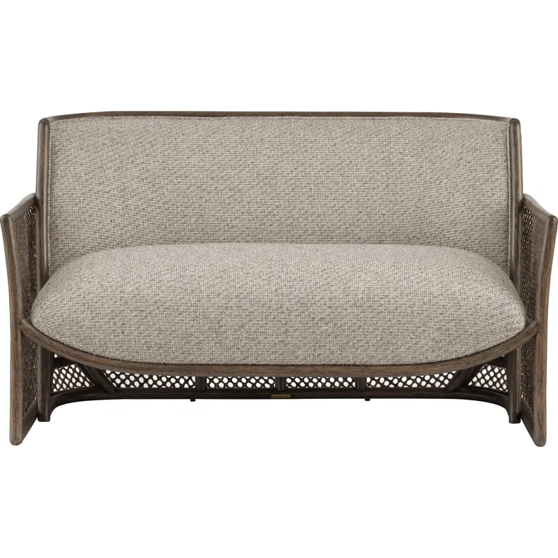 Laura Kirar Taru Settee