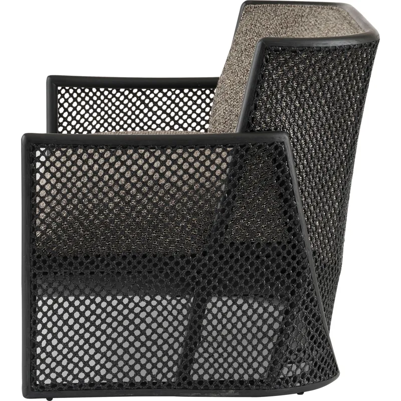 Laura Kirar Taru Settee