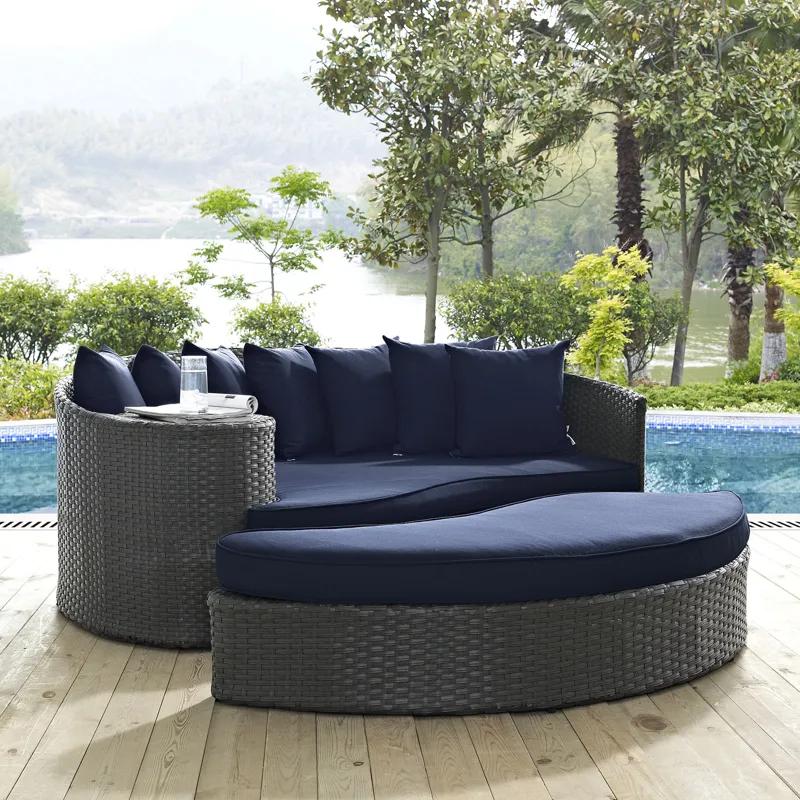 Sojourn Outdoor Patio Sunbrella Daybed
