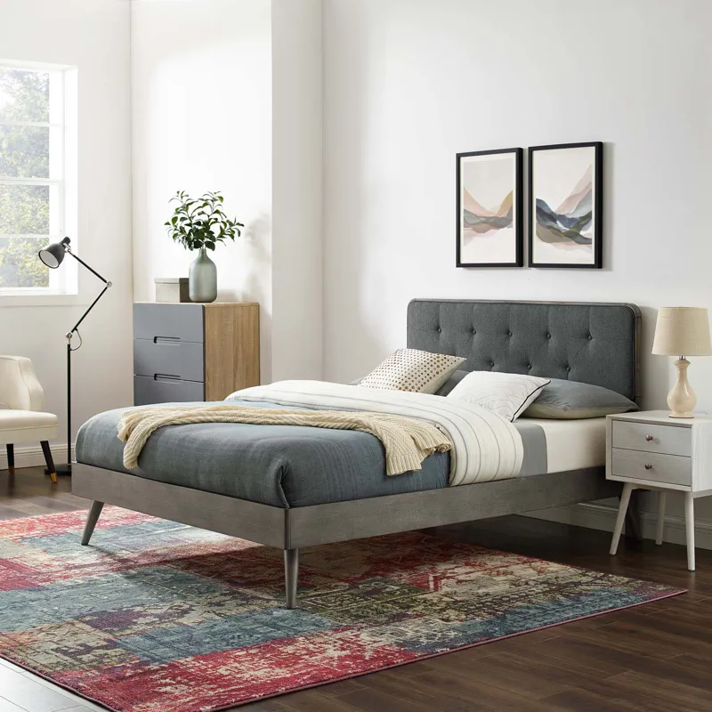 Bridgette King Wood Platform Bed With Splayed Legs