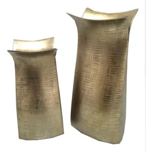 Thrive Vase Small Bronze