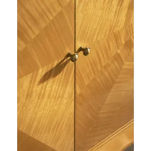 Credenza