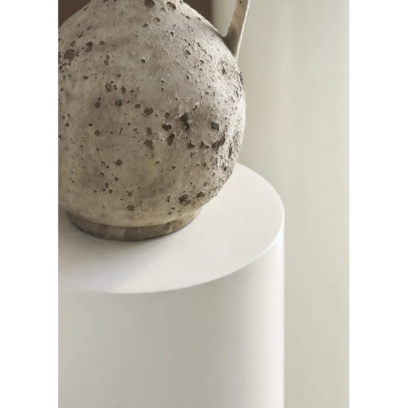 Pedestal