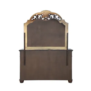 Maximus Dresser-Madeira