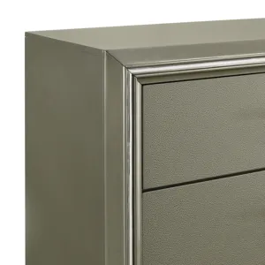 Lumina Chest Silver