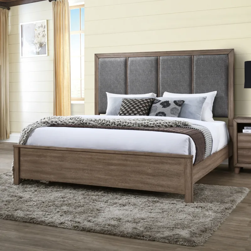 Harrisburg Headboard, Footboard & Slat Kit-Waln - King/California King