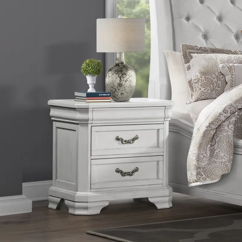 Lyndhurst Nightstand Vintage White