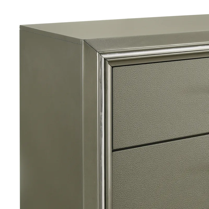 Lumina Chest Silver